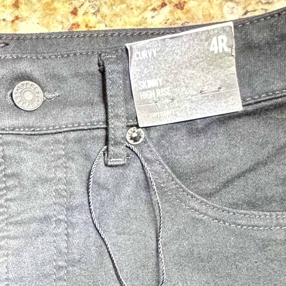 Express Black High Rise Women Jeans - Picture 4 of 7
